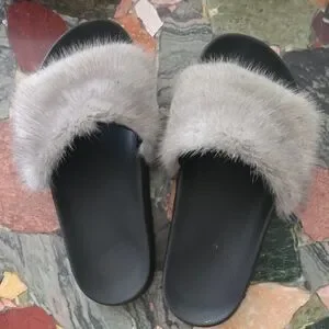 Givenchy Black and Gray Real Fur Sandals 8